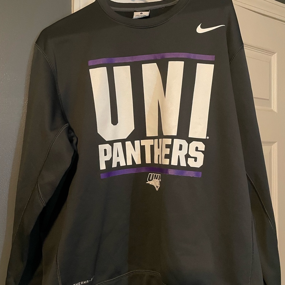 Nike Black and White Crewneck Sweater